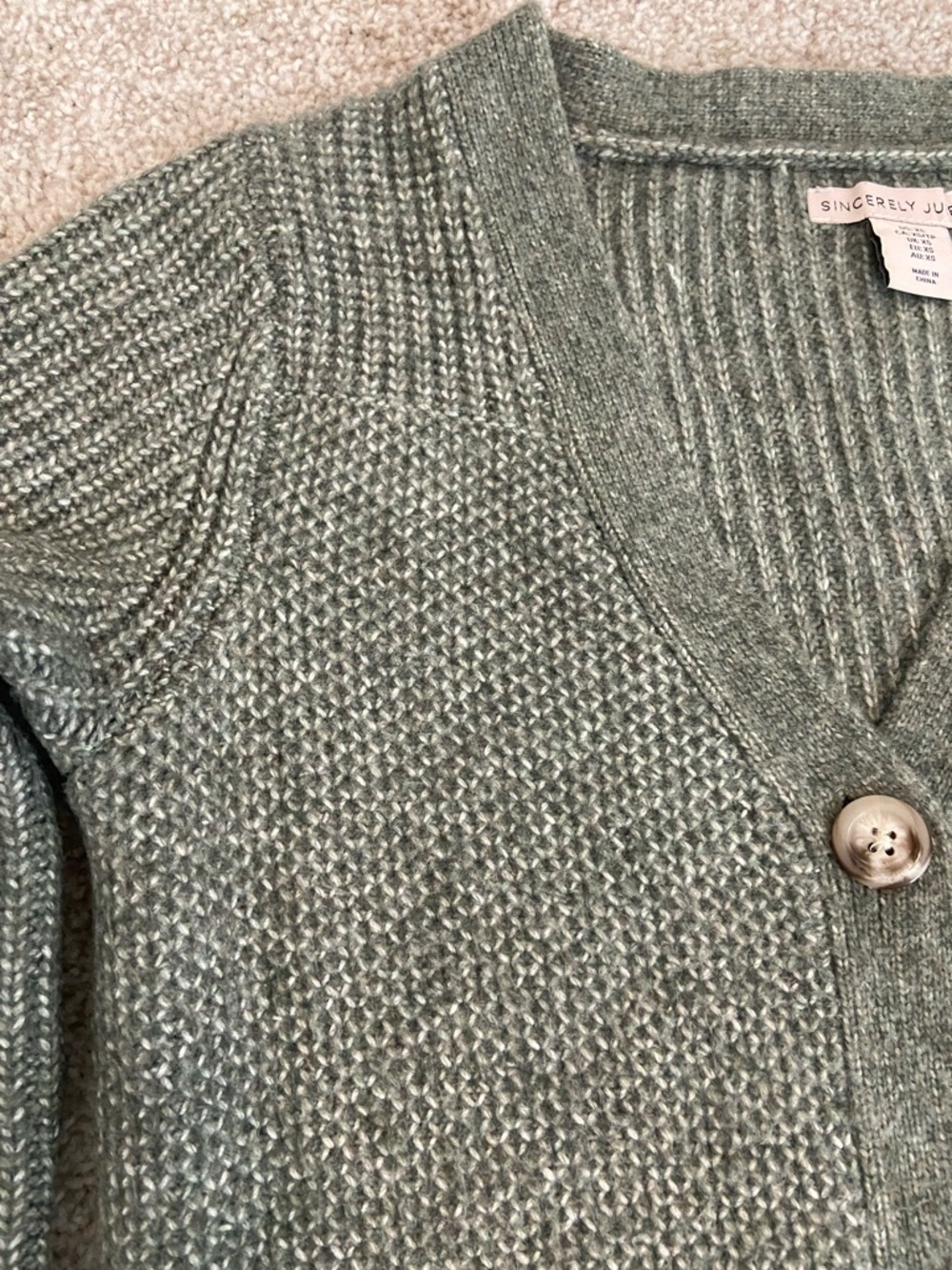 Sincerely Jules Olive Green V-Neck Cropped Button Cardigan XS ๐ค๐ - Picture 6 of 13